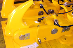 BLMS supplies both quick release mooring & towing hooks for marine applications